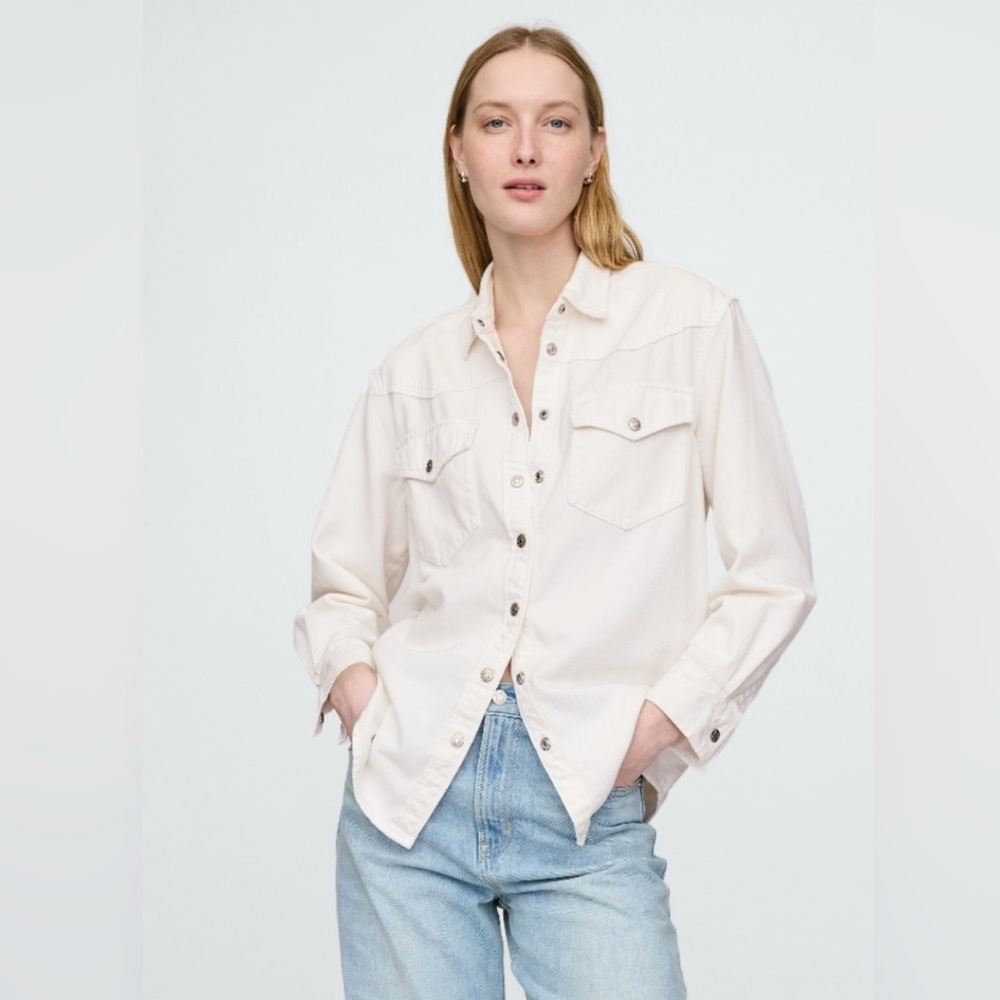 New GAP Denim Button-Down Shirt 100% cotton - Picture 3 of 8